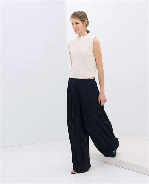 pantaloni plissettati zara